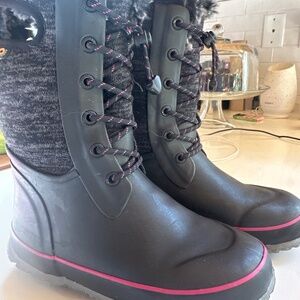 Bogs Arcata Snow Boots